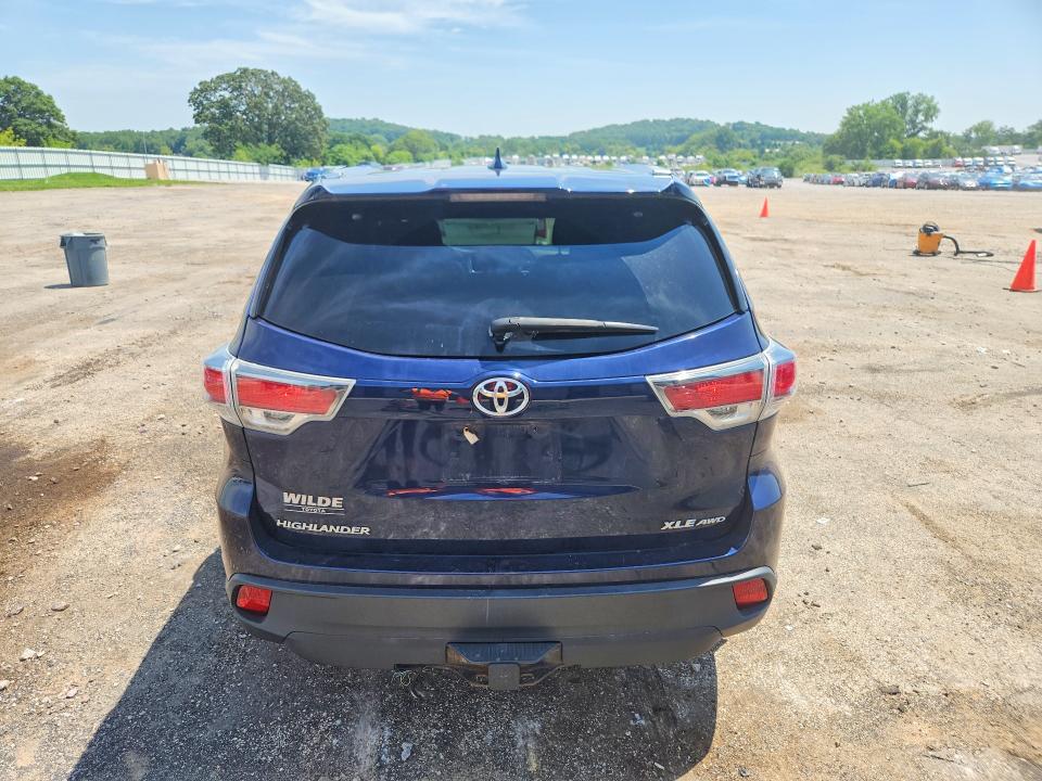 2016 Toyota VIN 5TDJKRFH3GS232289 COPART salvage auction — FRONT END, WI - CERTIFICATE OF TITLE, sold $1,700 on 2026-07-28 (photo 6)