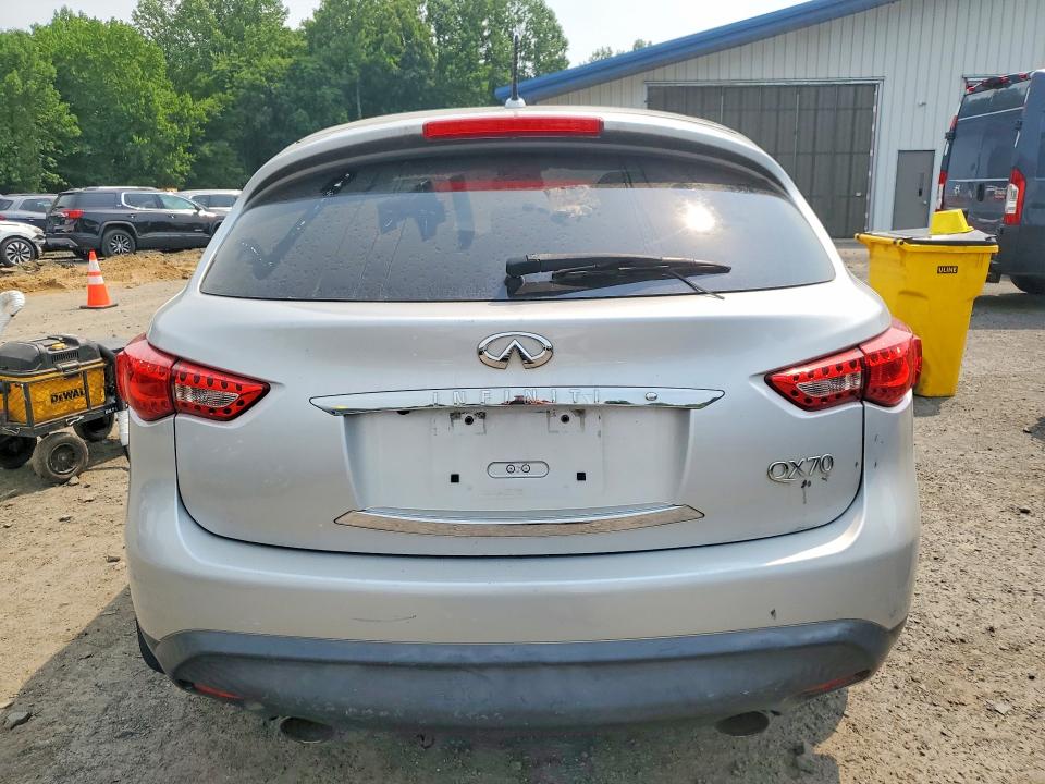 2014 Infiniti Qx70 VIN JN8CS1MW1EM413089 COPART salvage auction — MINOR DENT/SCRATCHES, WV - CERTIFICATE OF TITLE, sold $2,500 on 2026-07-21 (photo 6)