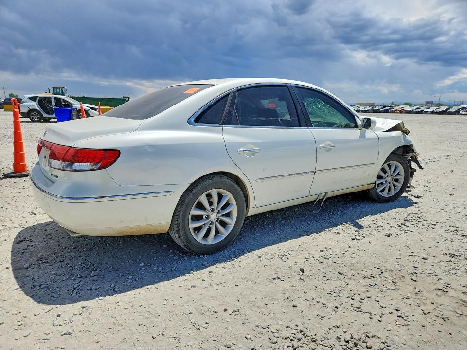2006 Hyundai Azera VIN KMHFC46F96A114999 COPART salvage auction — FRONT END, Co - Public - Salvage Title, sold $300 on 2026-07-28 (photo 3)