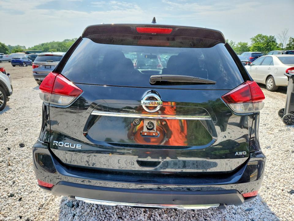 2017 Nissan Rogue VIN JN8AT2MV9HW259287 COPART salvage auction — MINOR DENT/SCRATCHES, Wv - Certificate Of Title, sold $925 on 2026-07-16 (photo 6)