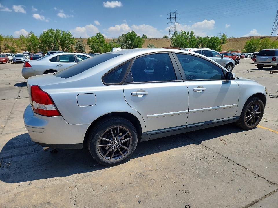 2007 Volvo S40 VIN YV1MH682372287782 COPART salvage auction — HAIL, Co - Cert Of Title-Rebuilt Salvage, sold $325 on 2026-08-17 (photo 3)