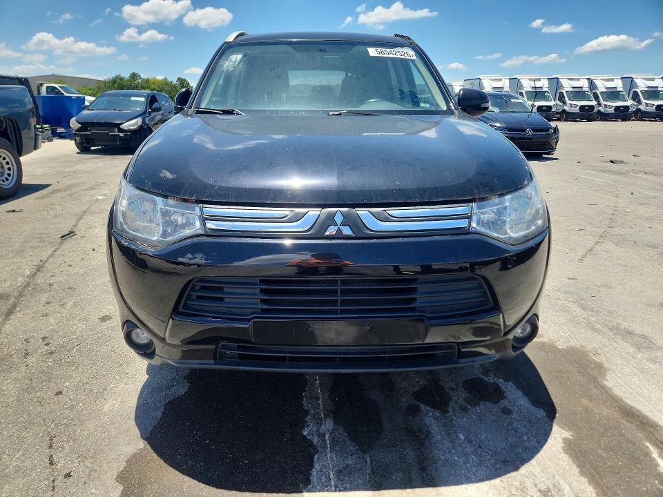 2014 Mitsubishi Outlander VIN JA4AZ3A38EZ012933 COPART salvage auction — MINOR DENT/SCRATCHES, Ne - Certificate Of Title (P), sold $900 on 2026-07-13 (photo 5)