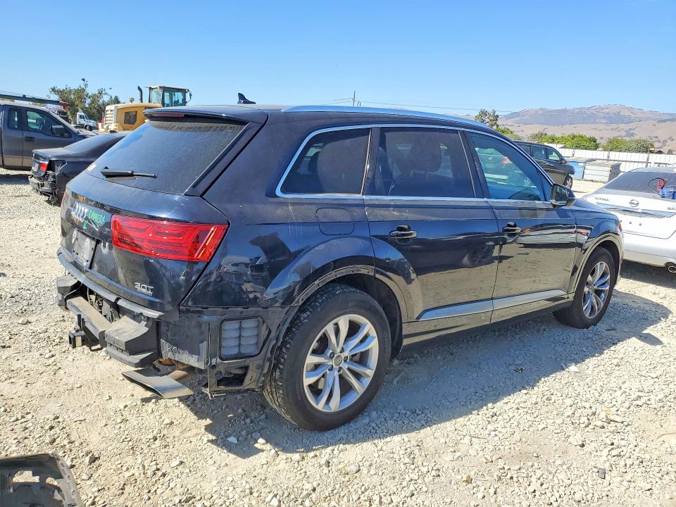 2017 Audi Q7 VIN WA1LAAF72HD026103 COPART salvage auction — REAR END, Ca - Salvage Certificate, sold $6,900 on 2026-07-21 (photo 3)