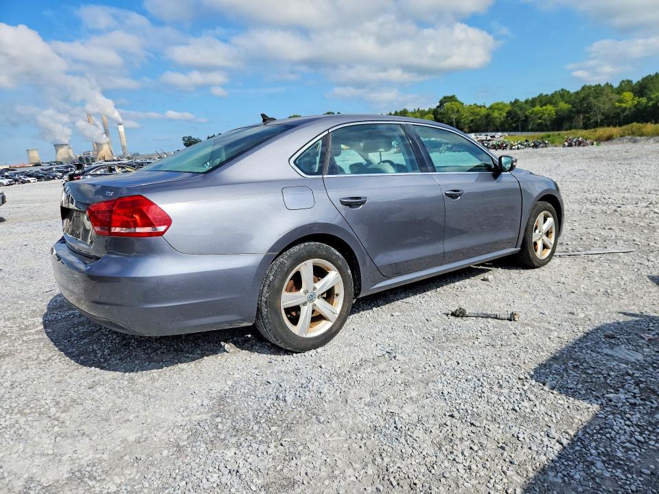 2015 Volkswagen Passat VIN 1VWAS7A38FC071306 COPART salvage auction — MECHANICAL, GA - CERTIFICATE OF TITLE, sold $875 on 2026-08-01 (photo 3)
