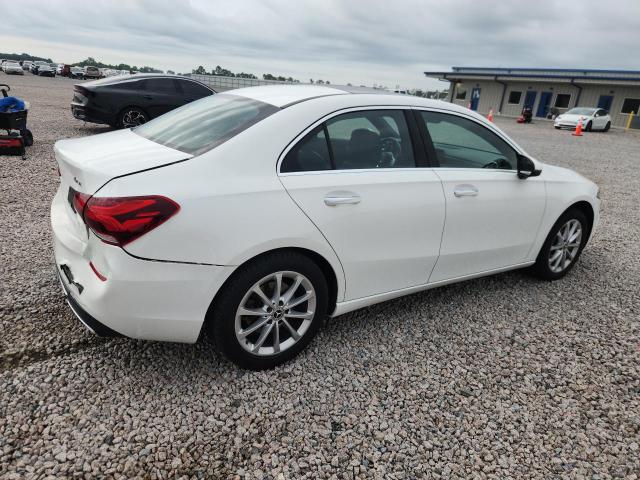2019 Mercedes-benz A-klasse VIN WDD3G4FB8KW001492 COPART salvage auction — REAR END, NC - SALVAGE CERTIFICATE OF TITLE, sold $1,850 on 2026-07-28 (photo 3)