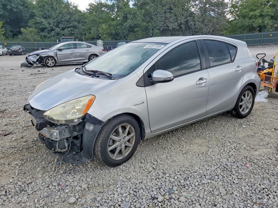 2013 Toyota Prius c VIN JTDKDTB34D1541154 COPART salvage auction — FRONT END, TN - SALVAGE CERTIFICATE, sold $225 on 2026-07-30 (photo 1)