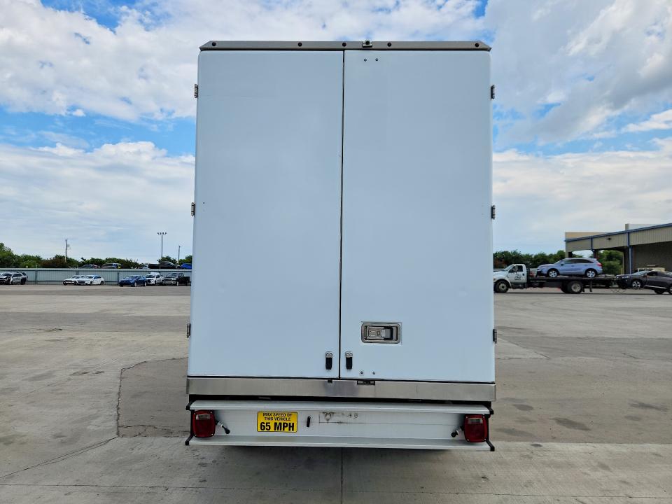 2023 Ford E-350 VIN 1FDWE3FKXPDD14789 COPART salvage auction — MECHANICAL, TX - CERTIFICATE OF TITLE, sold $7,500 on 2026-07-29 (photo 6)