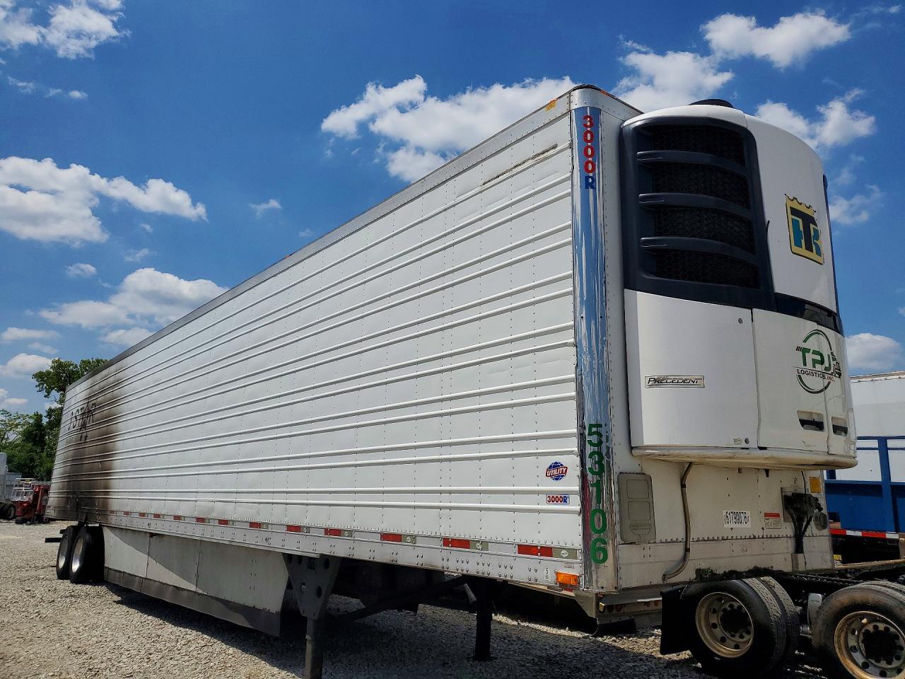 2016 Utility Unknown VIN 1UYVS2593GU366123 COPART salvage auction — Burn, Ct - Clean Title, sold $1,150 on 2026-09-24 (photo 4)