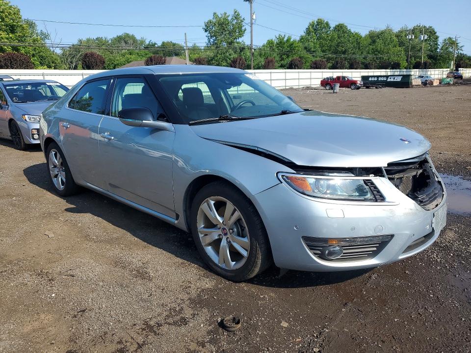 2011 Saab 9-5 VIN YS3GN4AR0B4003862 COPART salvage auction — REAR END, FL - CERT OF TITLE SLVG REBUILDABLE, sold $1,300 on 2026-08-18 (photo 4)