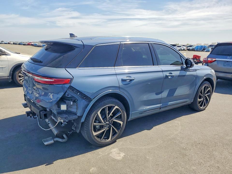 2023 Lincoln Corsair VIN 5LMTJ5DZ1PUL14946 COPART salvage auction — REAR END, CA - SALVAGE CERTIFICATE, sold $15,600 on 2026-07-15 (photo 3)