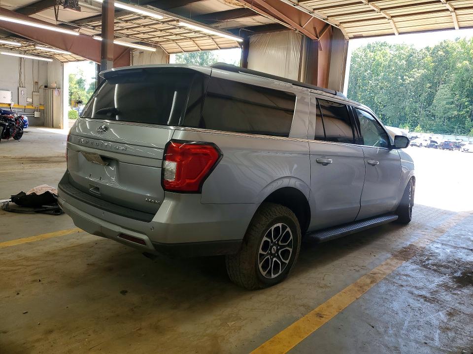 2024 Ford Expedition VIN 1FMJK1H84REA58610 COPART salvage auction — FRONT END, FL - DLR ONLY CERT OF DESTRUCTION (P), sold $9,300 on 2026-07-29 (photo 3)