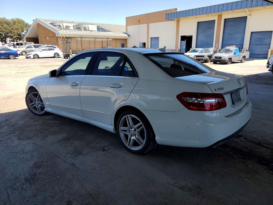 2012 Mercedes-benz E-klasse VIN WDDHF5KB9CA568670 COPART salvage auction — MINOR DENT/SCRATCHES, Ca - Dis/Dlr/Exp App For Dup Clean, sold $875 on 2026-07-30 (photo 2)