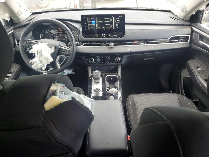 2026 Mitsubishi Outlander VIN JA4J4VAB8TZ607957 COPART salvage auction — FRONT END, Qc - Irrecuperable, sold $5,200 on 2026-09-08 (photo 8)