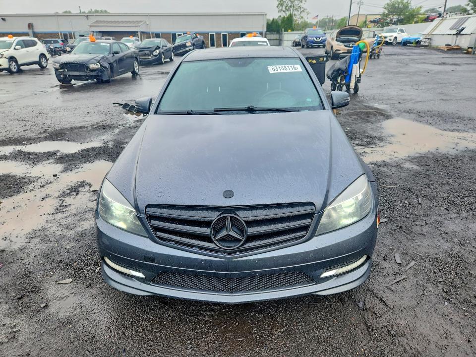 2011 Mercedes-benz C class VIN WDDGF8BB5BR186780 COPART salvage auction — WATER/FLOOD, CT - CERT OF TITLE-FLOOD SALVAGE, sold $525 on 2026-08-14 (photo 5)