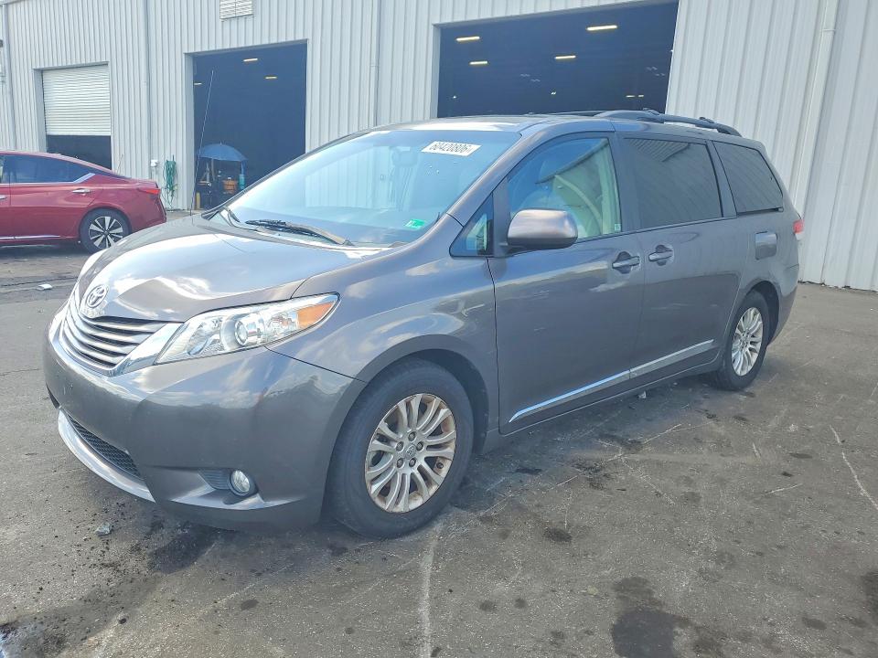 2012 Toyota Sienna VIN 5TDYK3DC7CS273344 COPART salvage auction — MINOR DENT/SCRATCHES, Va - Certificate Of Title, sold $3,850 on 2026-08-01 (photo 1)