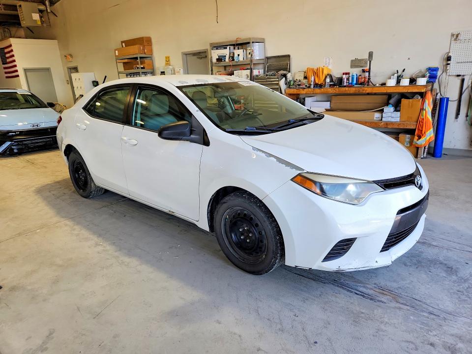 2015 Toyota Corolla VIN 5YFBURHE3FP301247 COPART salvage auction — FRONT END, Wv - Certificate Of Title, sold $2,000 on 2026-07-31 (photo 4)