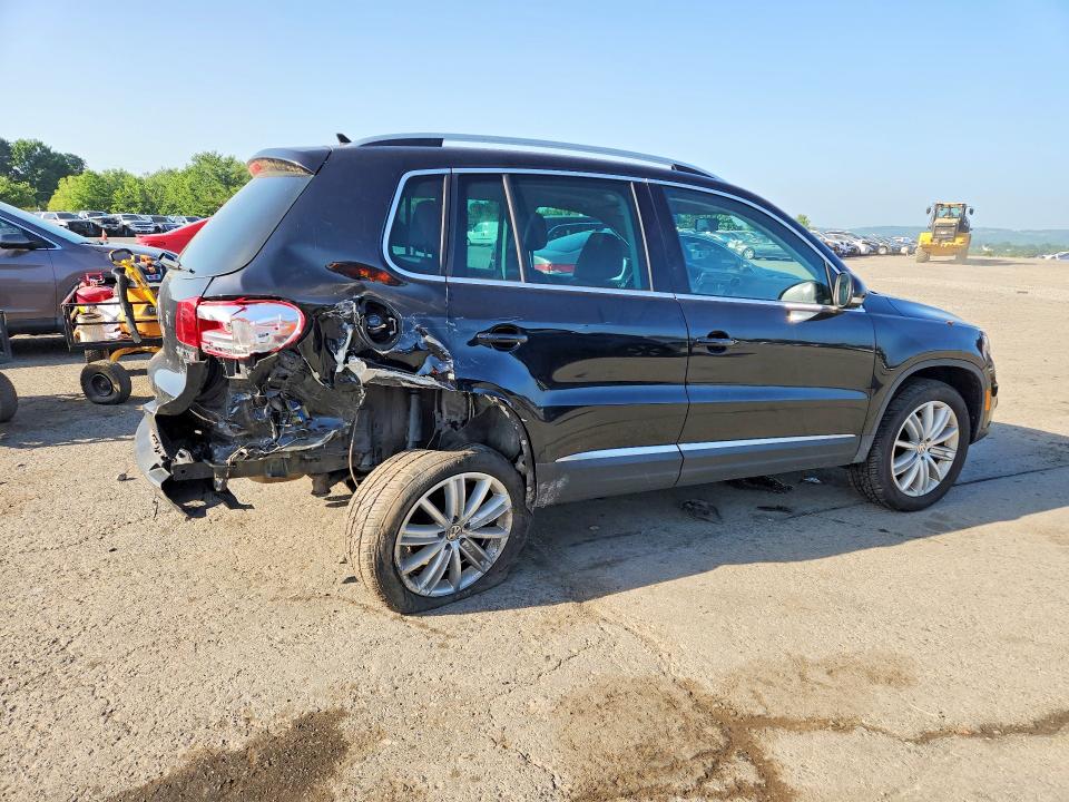 2013 Volkswagen Tiguan VIN WVGBV3AX7DW596696 COPART salvage auction — REAR END, Pa - Certificate Of Salvage, sold $1,100 on 2026-08-07 (photo 3)