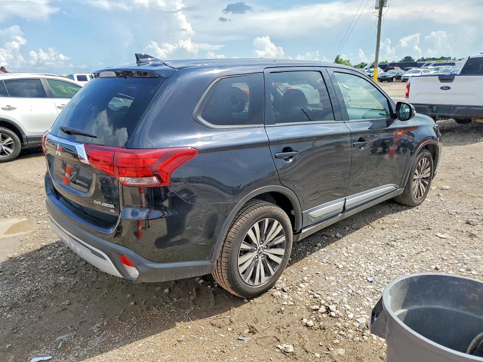2019 Mitsubishi Outlander VIN JA4AD3A34KZ048354 COPART salvage auction — MINOR DENT/SCRATCHES, Tx - Certificate Of Title, sold $3,650 on 2026-07-29 (photo 3)