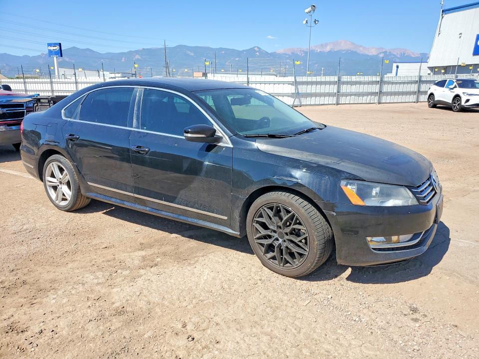 2013 Volkswagen Passat VIN 1VWCN7A36DC050175 COPART salvage auction — MINOR DENT/SCRATCHES, Co - Bill Of Sale-Parts Only, sold $950 on 2026-08-12 (photo 4)