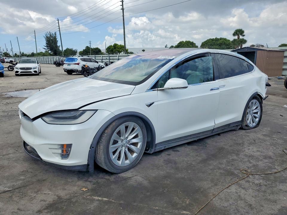 2021 Tesla Model x VIN 5YJXCBE21MF322567 COPART salvage auction — MECHANICAL, TX - CERTIFICATE OF TITLE (P), sold $4,550 on 2026-07-27 (photo 1)