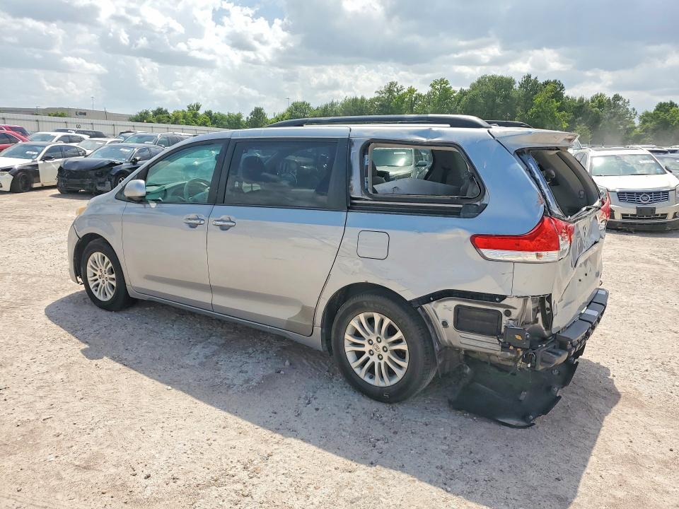 2013 Toyota Sienna VIN 5TDYK3DC9DS394118 COPART salvage auction — REAR END, Tx - Salvage Vehicle Title, sold $1,550 on 2026-07-17 (photo 2)