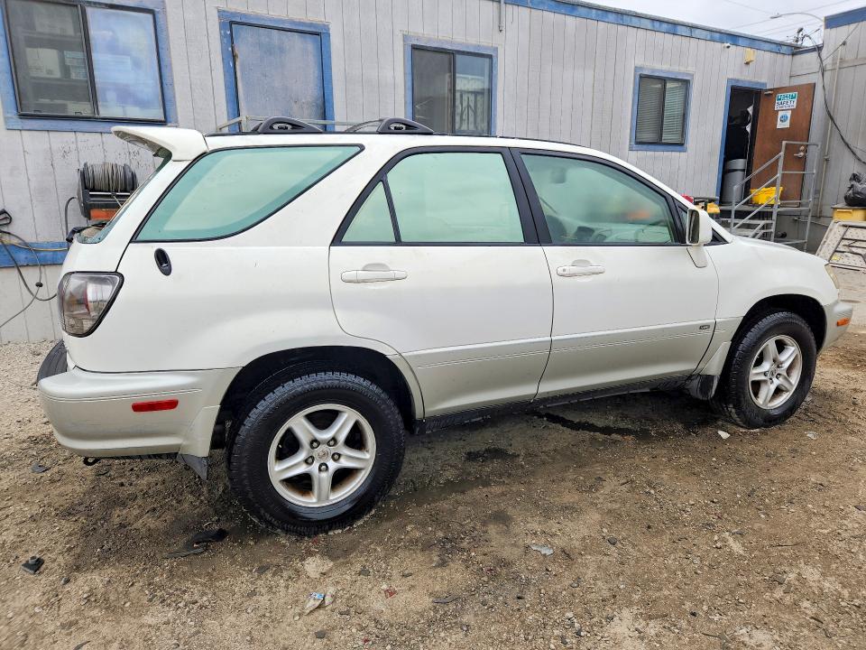 2001 Lexus Rx 300 VIN JTJGF10UX10094912 COPART salvage auction — MINOR DENT/SCRATCHES, CA - DIS/DLR/EXP ONLY CLEAN TITLE (P), sold $900 on 2026-07-20 (photo 3)