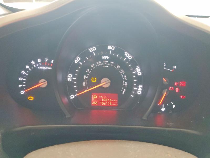 2011 Kia Sportage VIN KNDPBCA2XB7087829 COPART salvage auction — NORMAL WEAR, Pa - Cert Of Title, sold $450 on 2026-07-29 (photo 9)