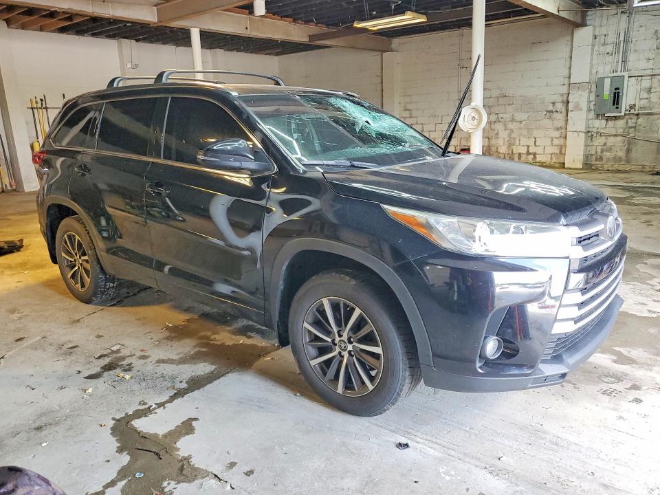 2018 Toyota Highlander VIN 5TDJZRFHXJS914766 COPART salvage auction — FRONT END, Ky - Cert Of Title-Salvage, sold $12,000 on 2026-08-21 (photo 4)
