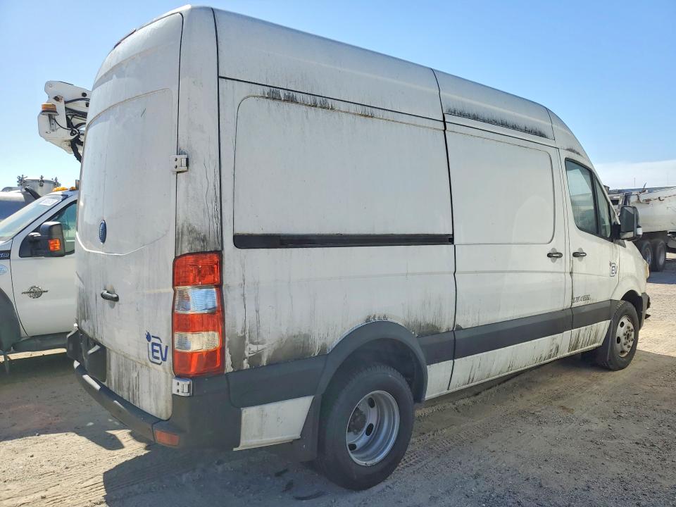 2022 Aro Trailer VIN 1E9E4BHT6NC617414 COPART salvage auction — BURN, CA - SALVAGE CERTIFICATE, sold $575 on 2026-08-27 (photo 3)