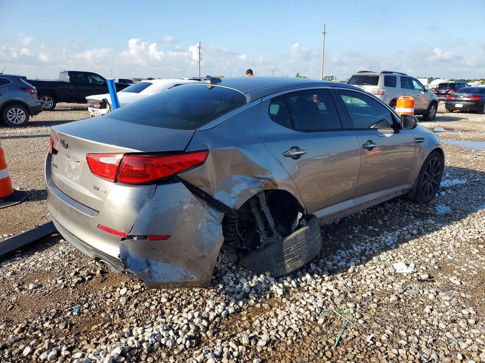 2015 Kia VIN 5XXGN4A75FG421903 COPART salvage auction — REAR END, TX - SALVAGE VEHICLE TITLE (P), sold $750 on 2026-07-16 (photo 3)