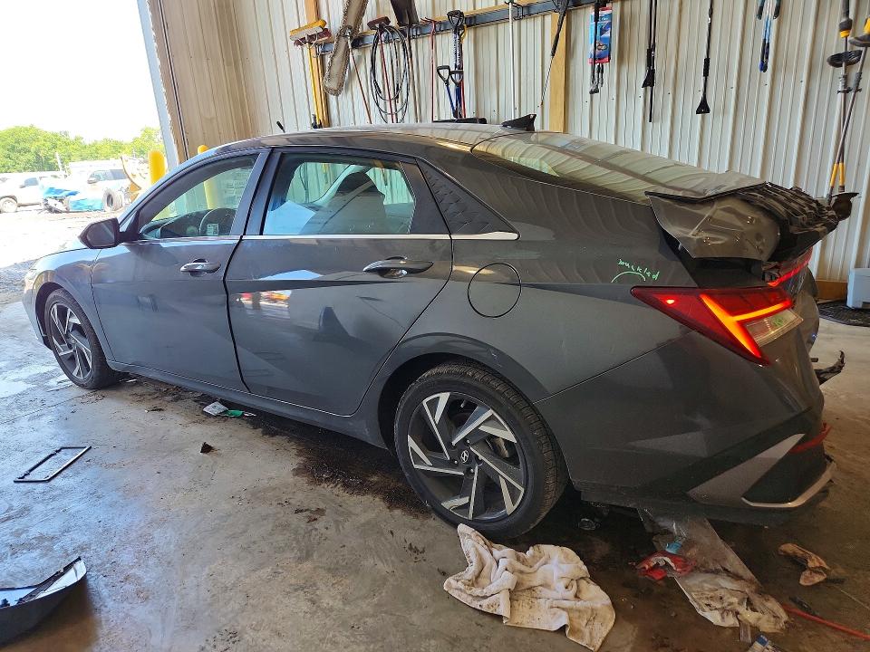 2025 Hyundai Elantra VIN KMHLS4DG3SU004377 COPART salvage auction — REAR END, LA - CERTIFICATE OF TITLE, sold $6,700 on 2026-07-08 (photo 2)