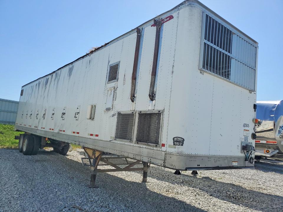 2019 Great dane trailers VIN 1GRAA9623KB163690 COPART salvage auction — SIDE, NE - CERT OF TITLE-SALVAGE, sold $4,150 on 2026-08-13 (photo 4)