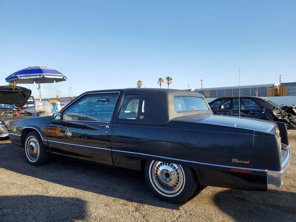 1990 Cadillac Fleetwood VIN 1G6CB1330L4206115 COPART salvage auction — MINOR DENT/SCRATCHES, Ca - Dis/Dlr/Exp Only Clean Title, sold $275 on 2026-07-31 (photo 2)