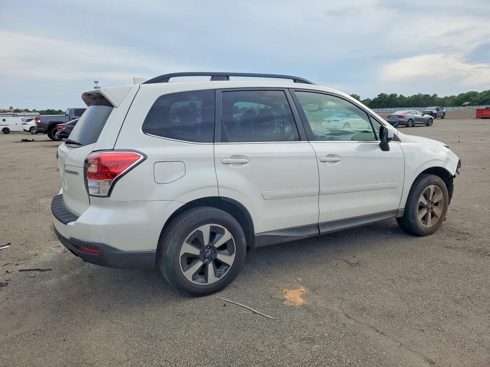 2018 Subaru Forester VIN JF2SJARC5JH555328 COPART salvage auction — Burn Engine, Ny - Mv-907A Salvage Certificate, sold $400 on 2026-07-22 (photo 3)