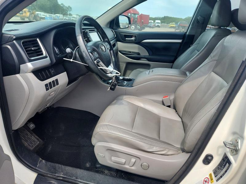 2014 Toyota Highlander VIN 5TDJKRFH3ES046653 COPART salvage auction — FRONT END, MA - CERT OF TITLE-RECONSTRCTD COLL, sold $300 on 2026-07-29 (photo 7)