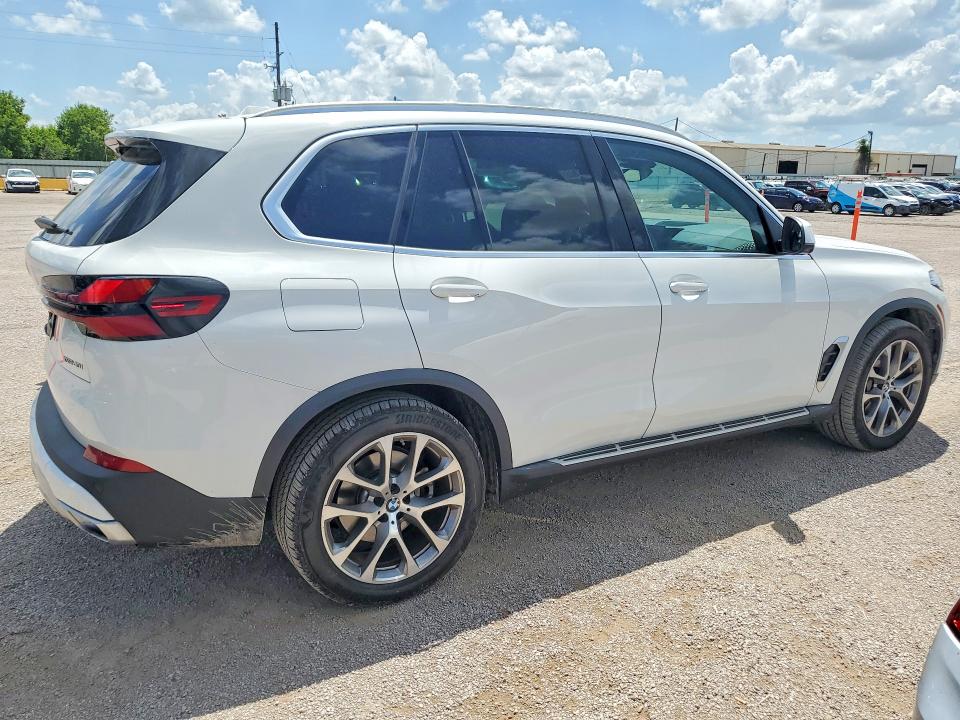 2026 BMW X5 VIN 5UX23EU08T9292552 COPART salvage auction — VANDALISM, Tx - Certificate Of Title, sold $41,000 on 2026-07-20 (photo 3)