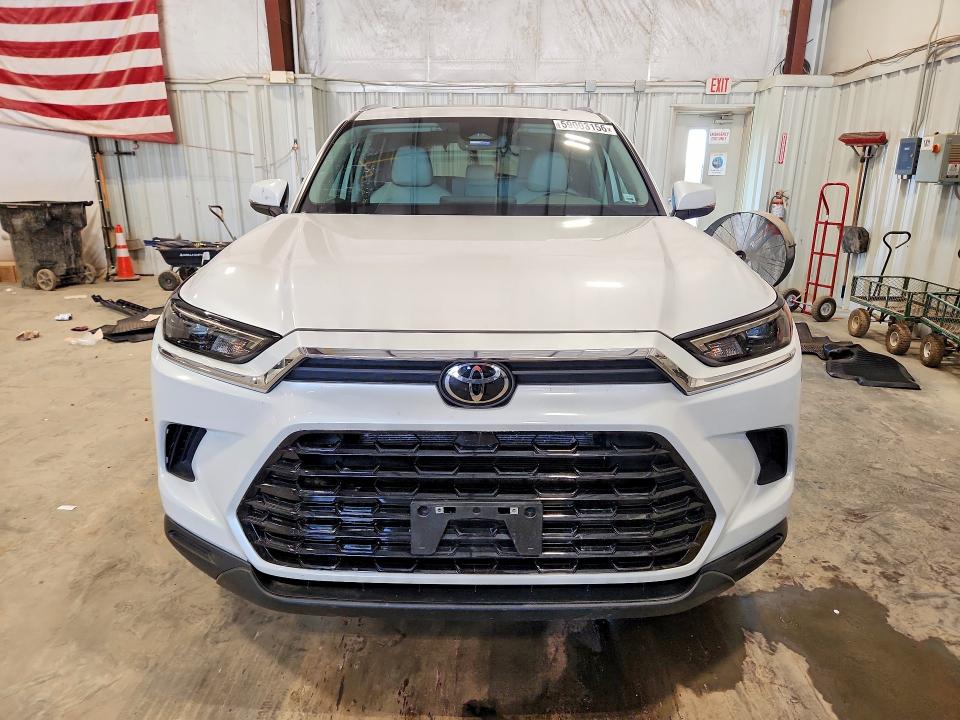2024 Toyota Highlander VIN 5TDAAAB51RS047810 COPART salvage auction — REAR END, Wi - Cert Of Title-Claim Paid, sold $25,250 on 2026-07-22 (photo 5)