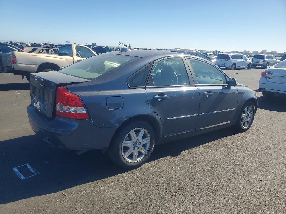 2007 Volvo S40 VIN YV1MS390972306994 COPART salvage auction — REAR END, Ca - Salvage Certificate, sold $80 on 2026-07-22 (photo 3)