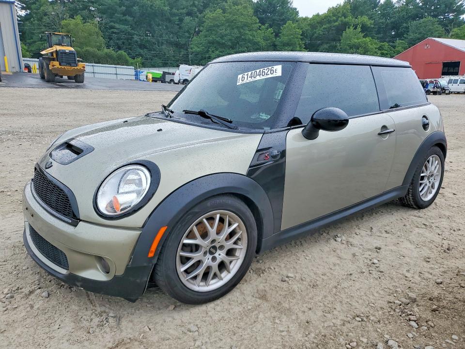 2008 Mini Cooper VIN WMWMF73538TT90048 COPART salvage auction — UNDERCARRIAGE, MA - CERT OF TITLE-RECONSTRCTD COLL, sold $650 on 2026-08-13 (photo 1)