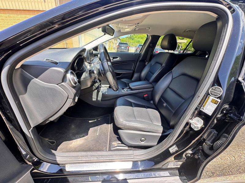 2015 Mercedes-benz Gla-class VIN WDCTG4EB3FJ139806 COPART salvage auction — NORMAL WEAR, Ma - Certificate Of Title (P), sold $4,600 on 2026-08-03 (photo 5)
