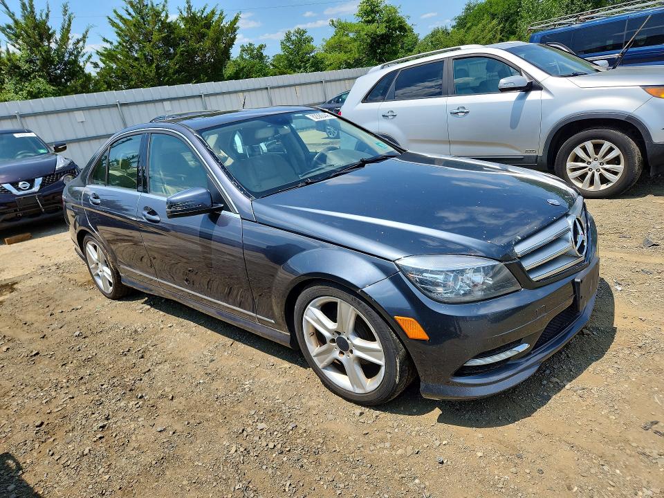 2011 Mercedes-benz C class VIN WDDGF8BB6BR175819 COPART salvage auction — NORMAL WEAR, Nj - Certificate Of Title, sold $775 on 2026-08-03 (photo 4)