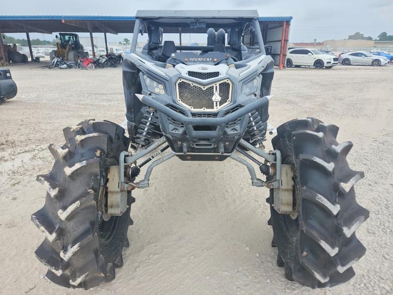 2023 Can-am Maverick x3 VIN 3JBVGAY42PE003890 COPART salvage auction — MINOR DENT/SCRATCHES, LA - CERT OF TITLE-SALVAGE WATER (P), sold $15,200 on 2026-08-14 (photo 9)