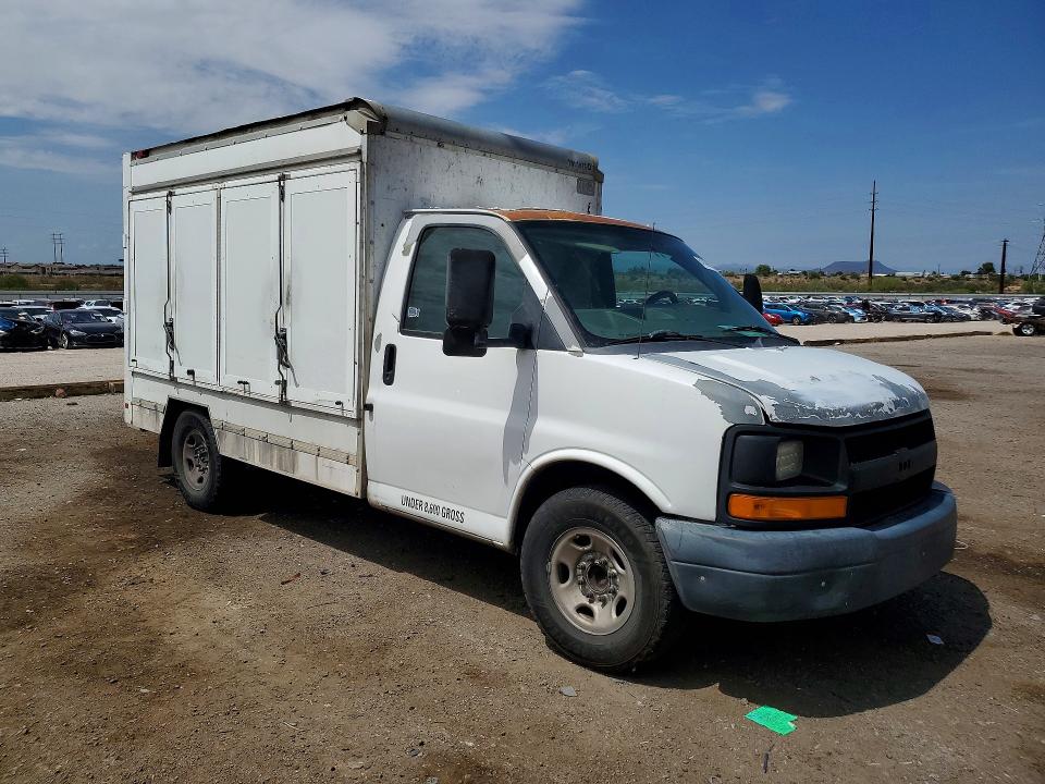 2010 Gmc Savana VIN 1GD1G2AAXA1902407 COPART salvage auction — MECHANICAL, Az - Certificate Of Title, sold $650 on 2026-08-02 (photo 4)