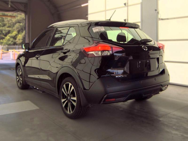 2020 Nissan VIN 3N1CP5CV5LL573855 COPART salvage auction — MINOR DENT/SCRATCHES, Tn - Certificate Of Title (P), sold $1,550 on 2026-07-22 (photo 3)