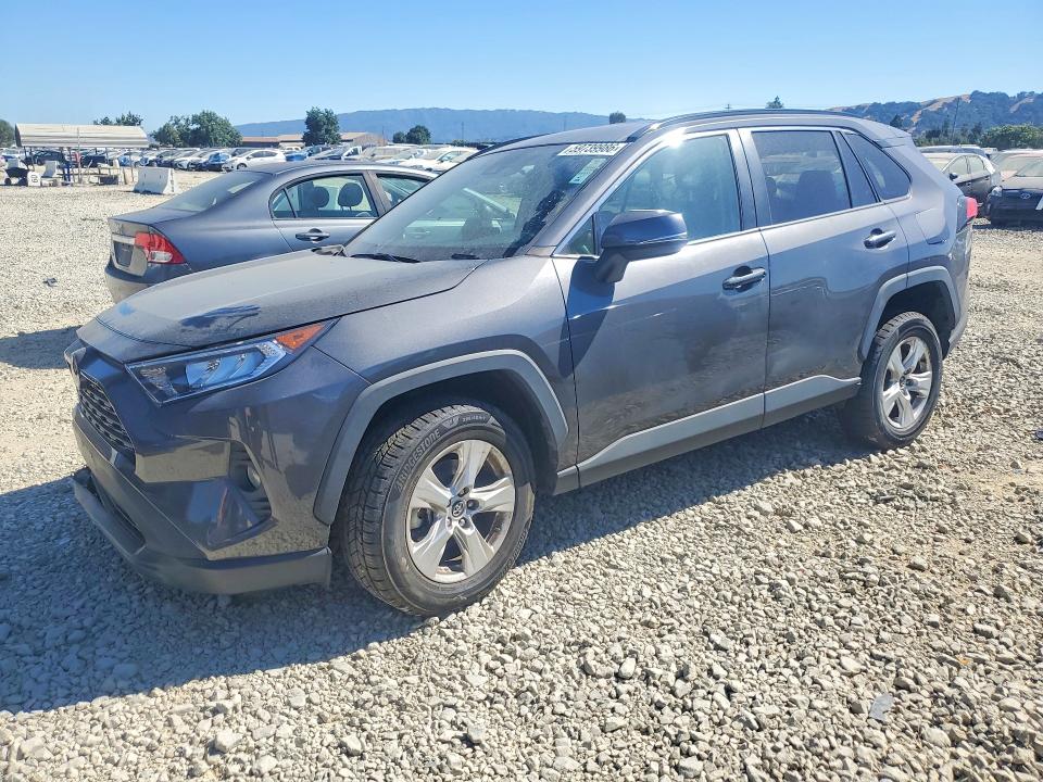 2021 Toyota Rav4 VIN 2T3W1RFV2MW118020 — COPART salvage auction photo