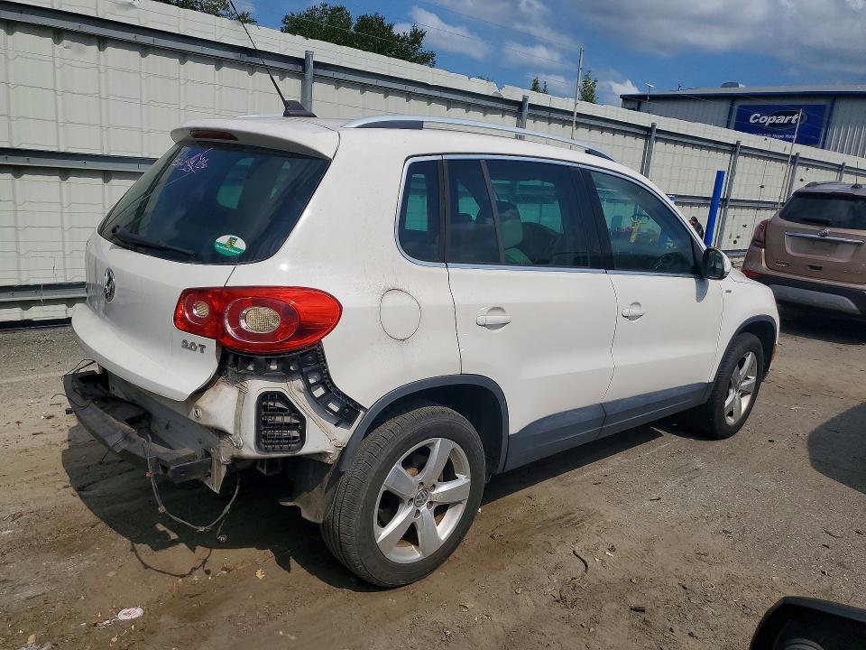 2010 Volkswagen Tiguan VIN WVGAV7AX9AW519844 COPART salvage auction — REAR END, GA - CERT OF TITLE-SALVAGE, sold $1,150 on 2026-08-03 (photo 3)