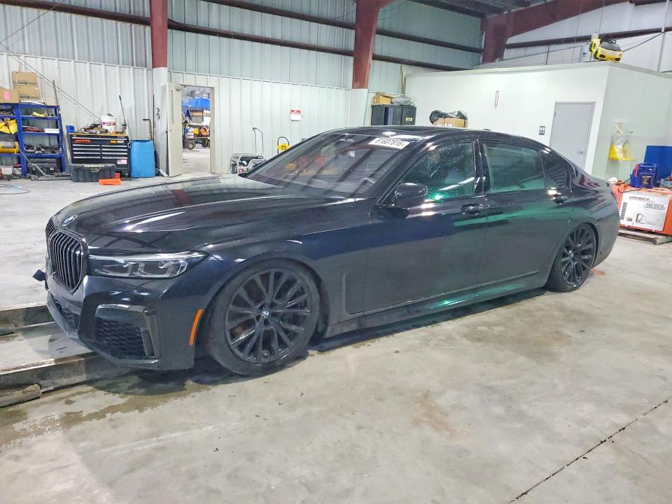 2022 BMW 7er VIN WBA7U2C02NCH74671 COPART salvage auction — WATER/FLOOD, Fl - Certificate Of Destruction, sold $16,200 on 2026-08-05 (photo 1)