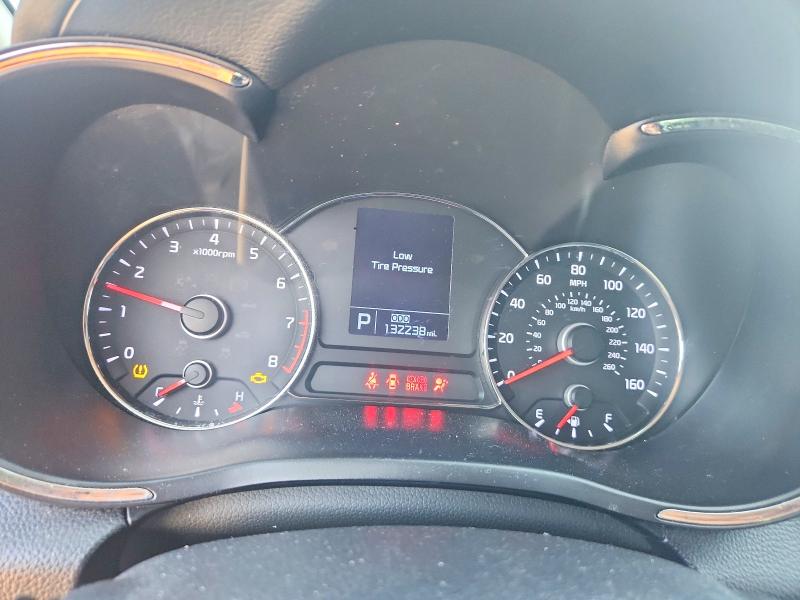 2014 Kia Forte VIN KNAFX4A88E5049102 COPART salvage auction — MECHANICAL, Ca - Dis/Dlr/Exp Only Clean Title, sold $800 on 2026-07-17 (photo 9)