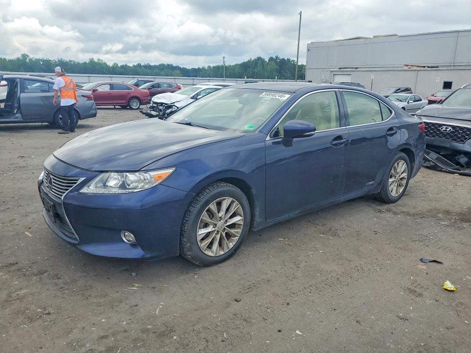 2015 Lexus ES VIN JTHBW1GGXF2095677 COPART salvage auction — REAR END, Va - Cert Of Title - Salvage, sold $5,400 on 2026-07-22 (photo 1)