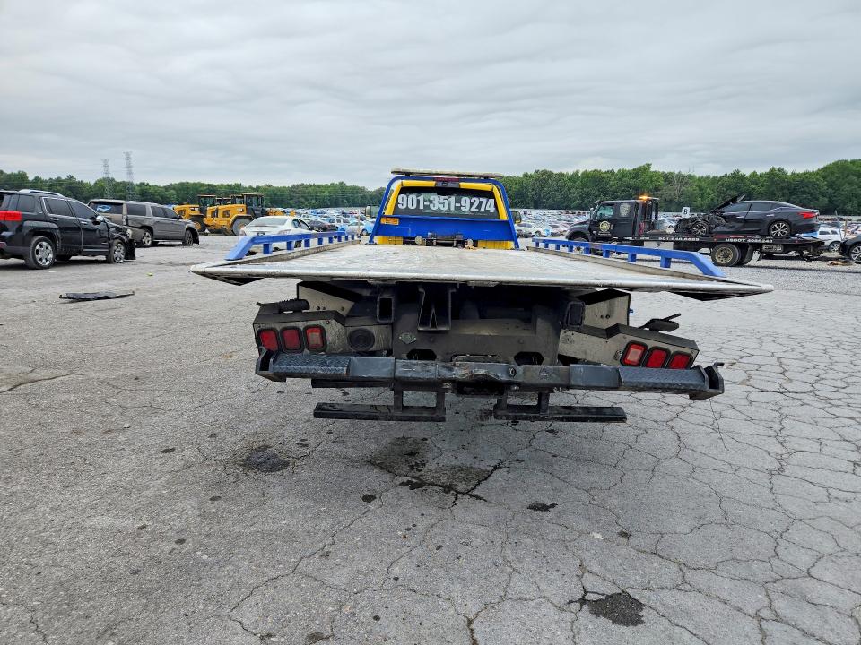 2019 Ram 5500 VIN 3C7WRMDL7KG645726 COPART salvage auction — REAR END, CA - CERTIFICATE OF TITLE, sold $35,500 on 2026-08-18 (photo 6)